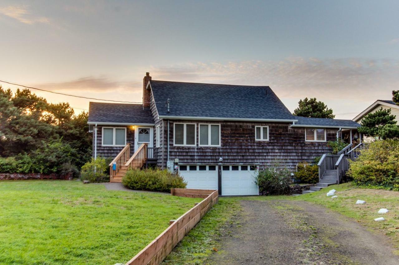 Seadrifter Oceanfront Beach House Seal Rock Exterior foto