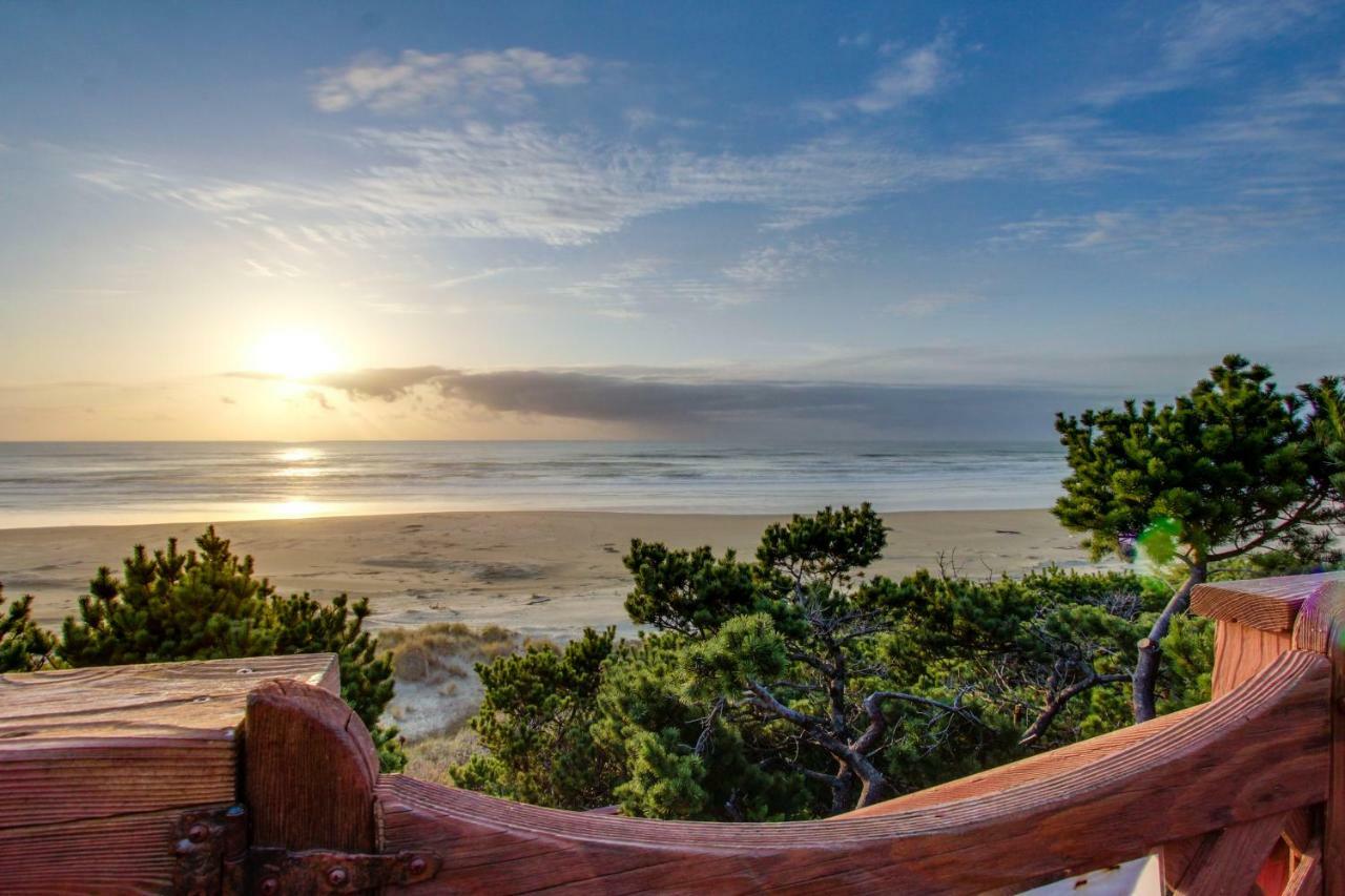 Seadrifter Oceanfront Beach House Seal Rock Exterior foto