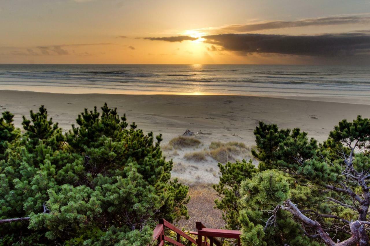 Seadrifter Oceanfront Beach House Seal Rock Exterior foto